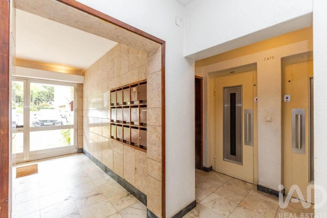 Apartamento T2 para Venda em Lordelo do Ouro e Massarelos Foto 4