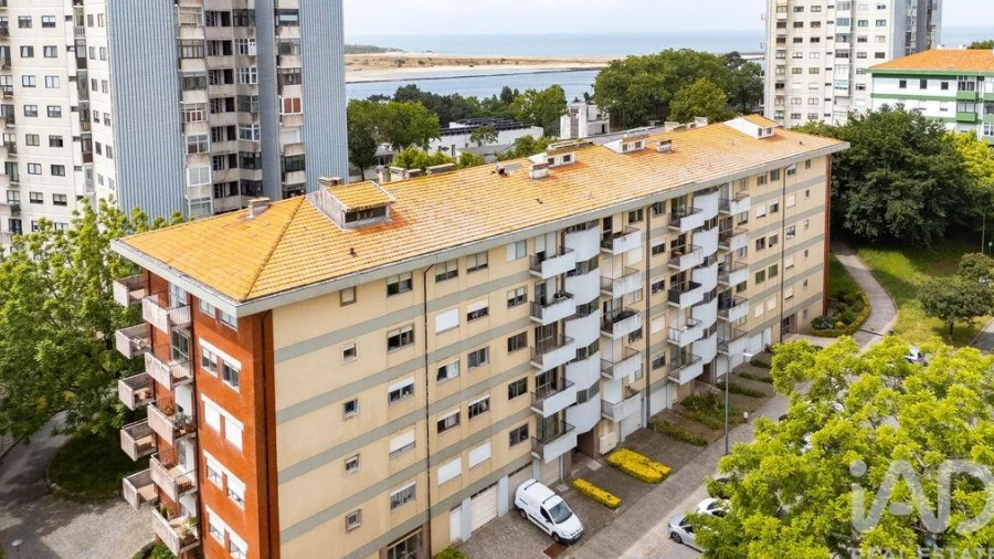 Apartamento T2 para Venda em Lordelo do Ouro e Massarelos