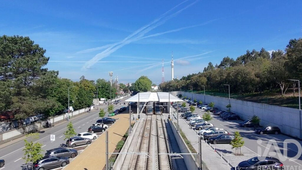 Apartamento T1 para Venda em Vilar de Andorinho Foto 13