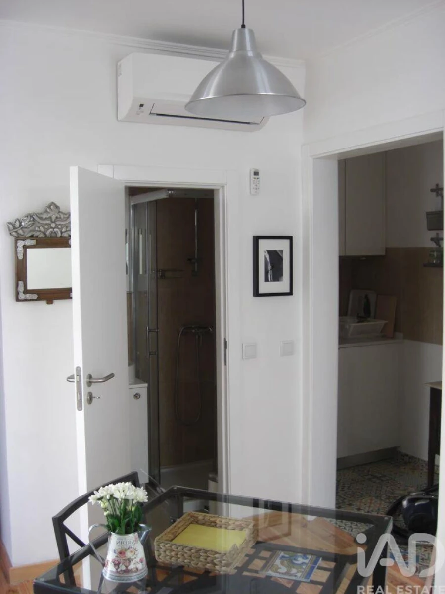 Apartamento T1 para Venda em Santa Maria Maior Foto 6