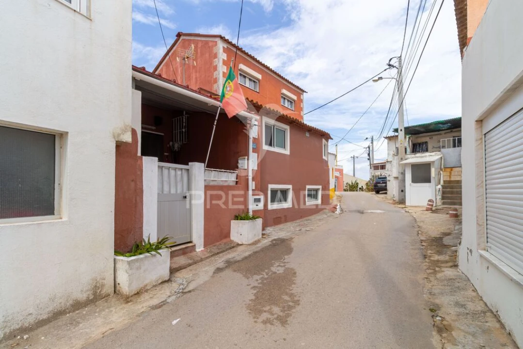 Apartamento T3 para Venda em Caparica e Trafaria Foto 4