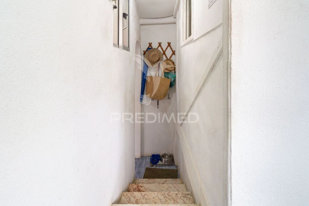 Apartamento T3 para Venda em Caparica e Trafaria Foto 9
