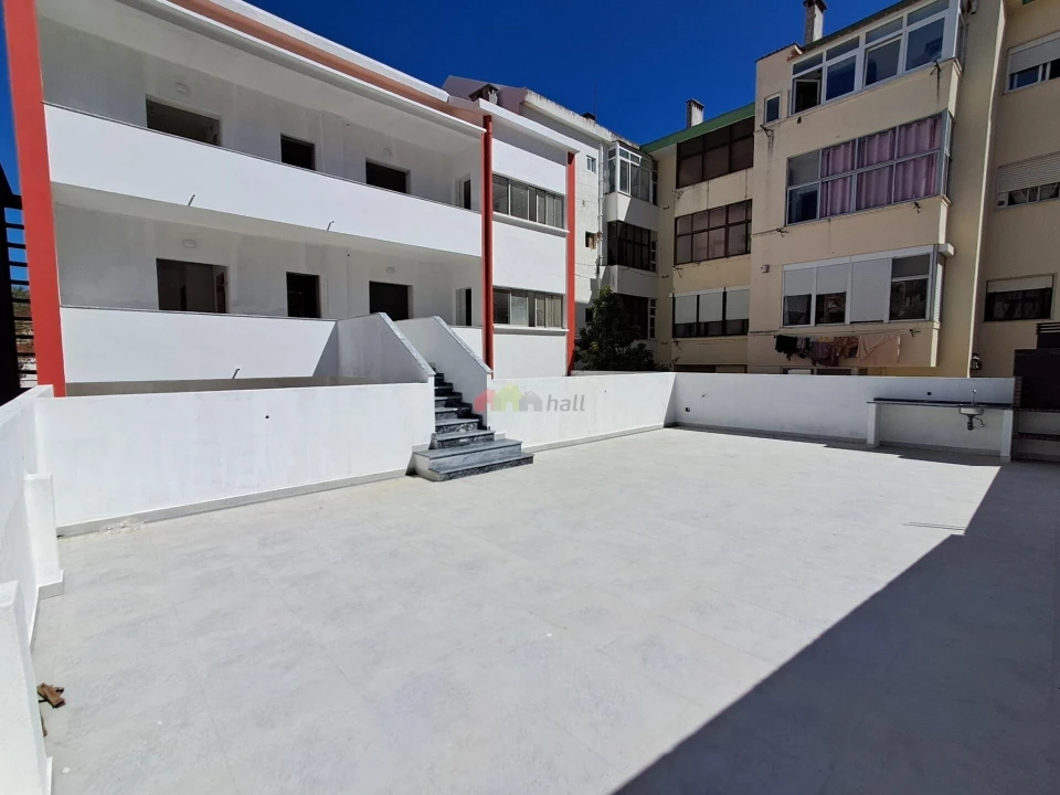 Apartamento T3 para Venda em Alto do Seixalinho, Santo André e Verderena Foto 1