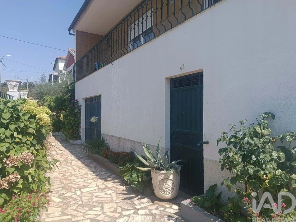 Moradia T5 para Venda em Brunhoso Foto 3