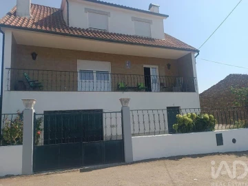 Moradia T5 para Venda em Brunhoso