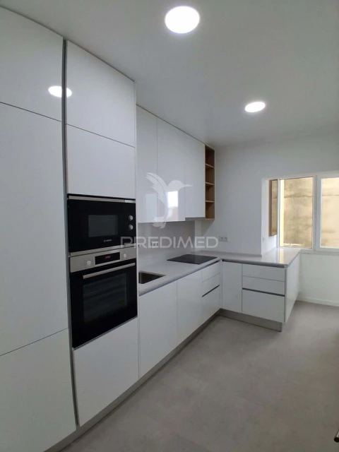 Apartamento T3 para Venda em Almada, Cova da Piedade, Pragal e Cacilhas