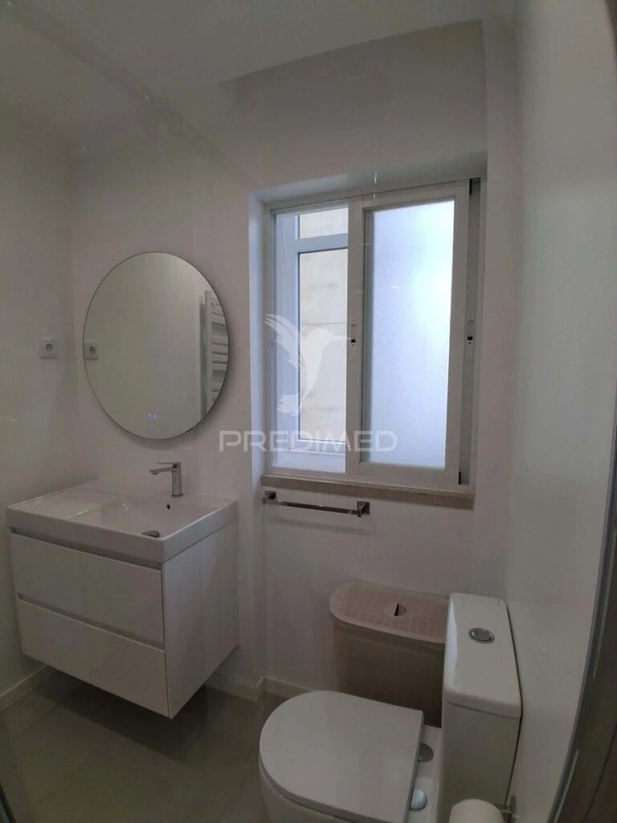 Apartamento T3 para Venda em Almada, Cova da Piedade, Pragal e Cacilhas Foto 12