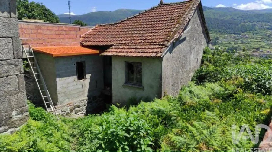 Moradia para Venda em Riba de Mouro Foto 3