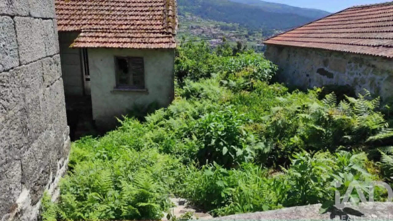 Moradia para Venda em Riba de Mouro Foto 2
