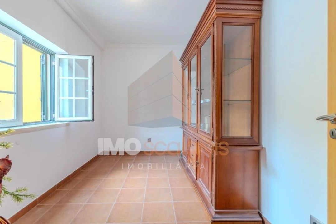 Moradia T4 para Venda em Romeira e Várzea Foto 5