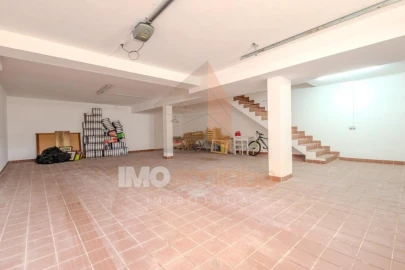 Moradia T4 para Venda em Romeira e Várzea
