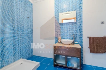 Moradia T4 para Venda em Romeira e Várzea