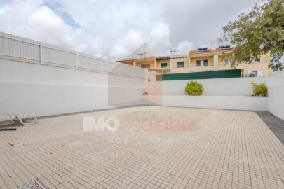 Moradia T4 para Venda em Romeira e Várzea