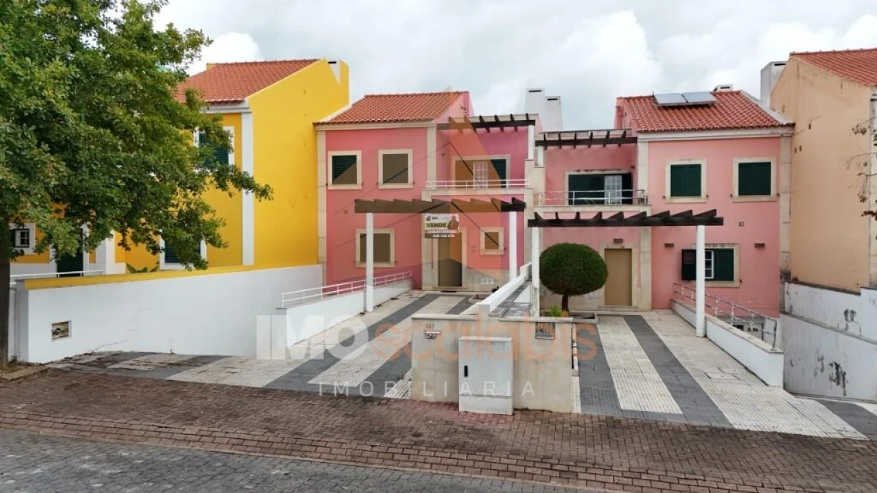 Moradia T4 para Venda em Romeira e Várzea Foto 43