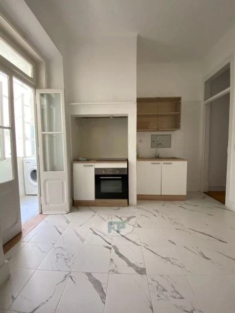 Apartamento T1 para Arrendamento em Penha de França