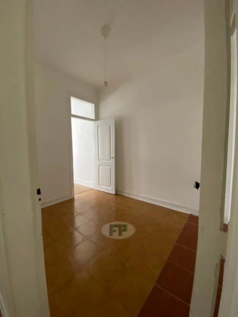 Apartamento T1 para Arrendamento em Penha de França