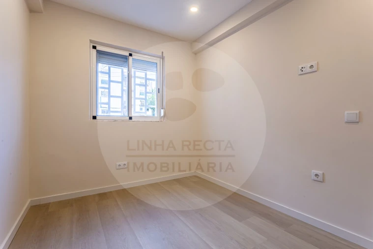 Apartamento T2 para Venda em Setubal (São Sebastião) Foto 10