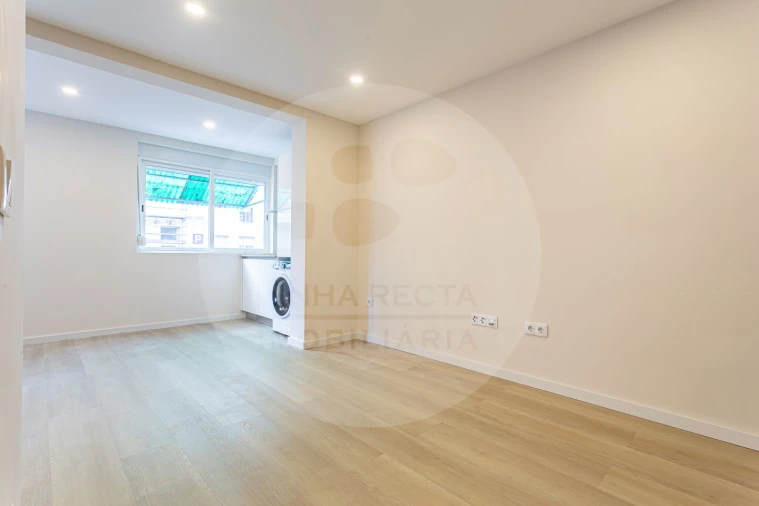 Apartamento T2 para Venda em Setubal (São Sebastião) Foto 3