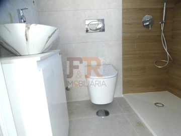 Moradia T3 para Venda em Fernao Ferro