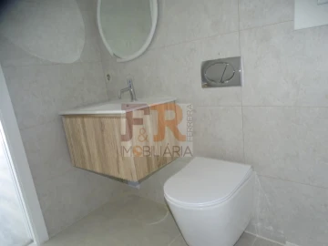 Moradia T3 para Venda em Fernao Ferro