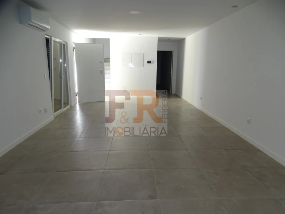 Moradia T3 para Venda em Fernao Ferro Foto 17