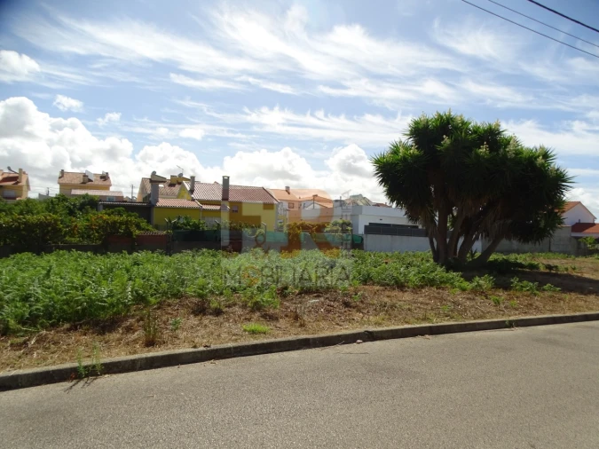 Moradia T3 para Venda em Fernao Ferro Foto 3