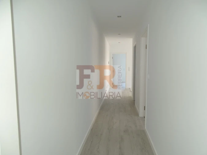 Moradia T3 para Venda em Fernao Ferro Foto 11