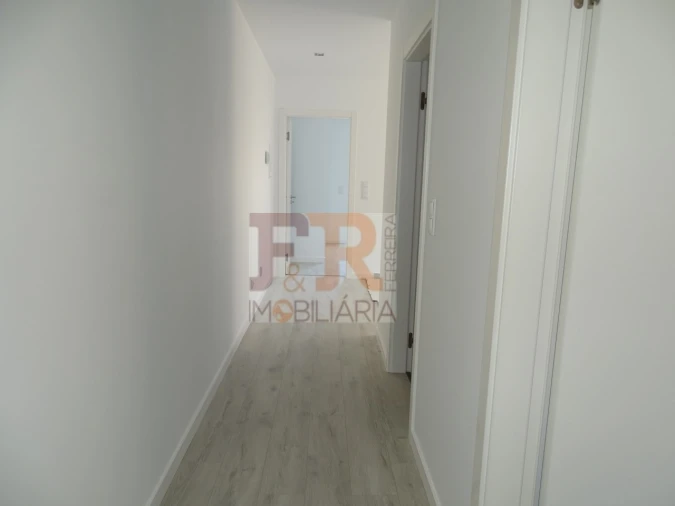 Moradia T3 para Venda em Fernao Ferro Foto 14