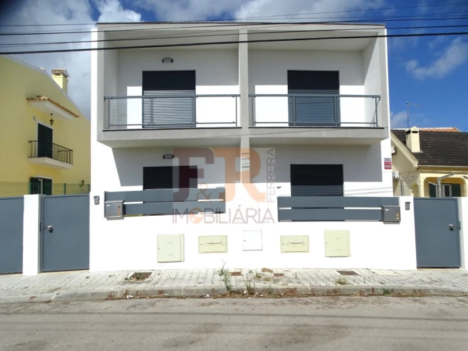 Moradia T3 para Venda em Fernao Ferro Foto 30