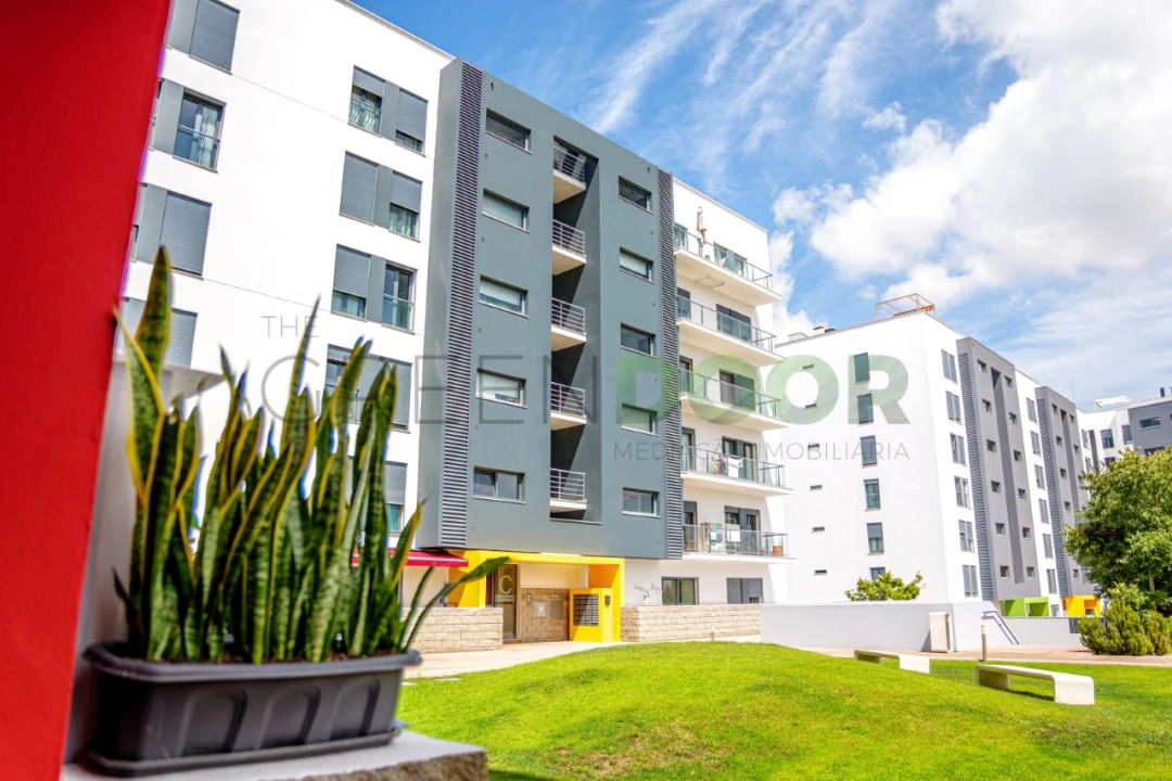 Apartamento T2 para Venda em Seixal, Arrentela e Aldeia de Paio Pires Foto 1