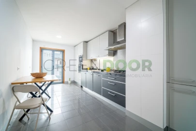 Apartamento T2 para Venda em Seixal, Arrentela e Aldeia de Paio Pires