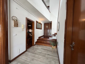 Moradia T3 para Venda em Oliveira (São Mateus)