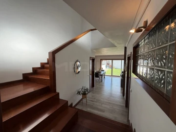 Moradia T3 para Venda em Oliveira (São Mateus)