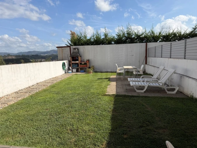Moradia T3 para Venda em Oliveira (São Mateus) Foto 7