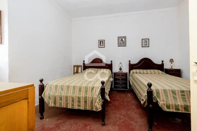 Moradia T2 para Venda em Nossa Senhora da Conceição, São Brás dos Matos, Juromenha