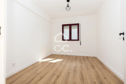 Apartamento T3 para Venda em Malagueira e Horta das Figueiras