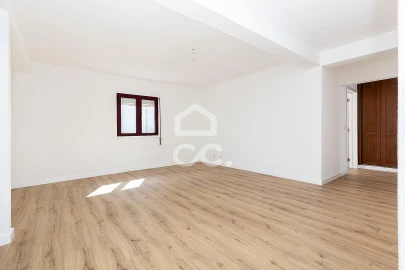 Apartamento T3 para Venda em Malagueira e Horta das Figueiras