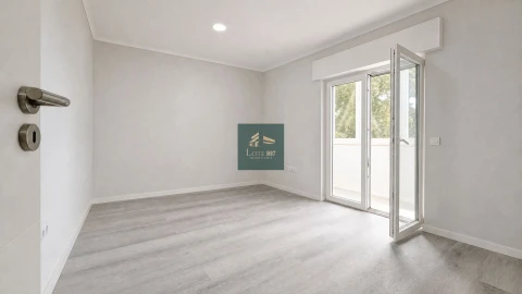 Apartamento T2 para Venda em Setubal (São Sebastião)