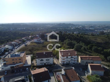 Apartamento T1 para Venda em Santa Clara e Castelo Viegas