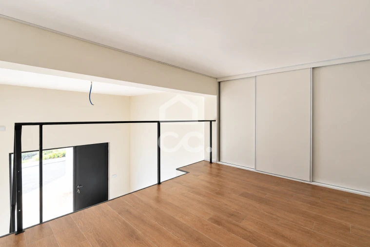 Apartamento T1 para Venda em Santa Clara e Castelo Viegas Foto 5