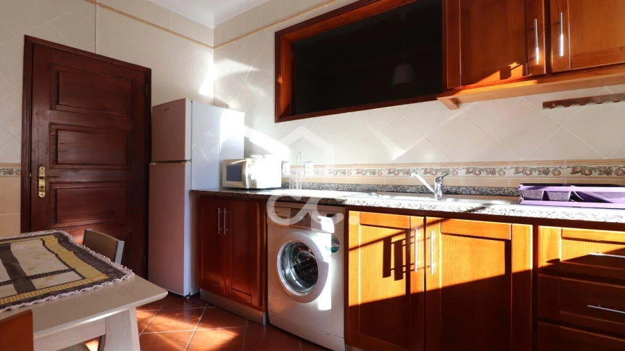 Apartamento T3 para Arrendamento em Sé Nova, Santa Cruz, Almedina e São Bartolomeu
