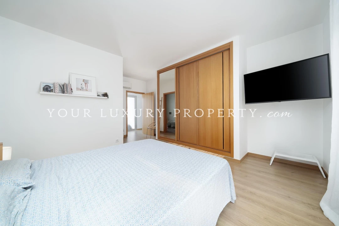 Apartamento T4 para Venda em Portimão Foto 28