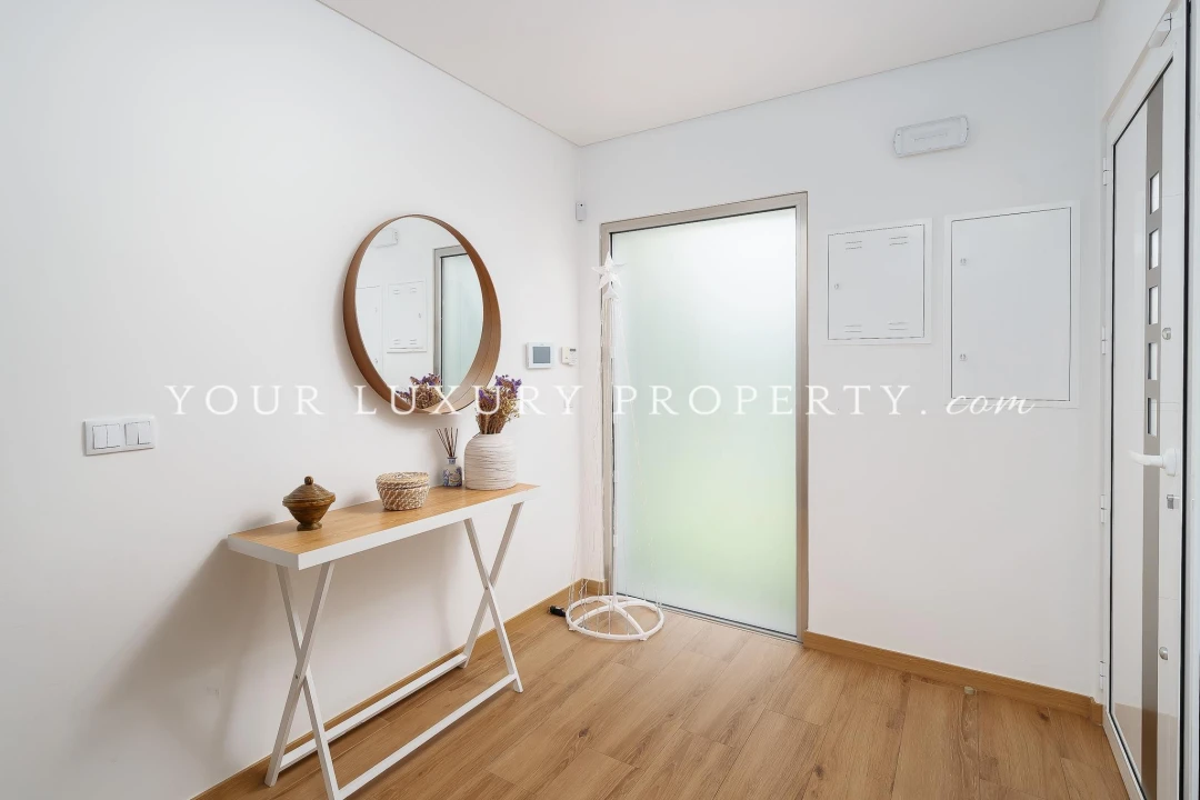 Apartamento T4 para Venda em Portimão Foto 3