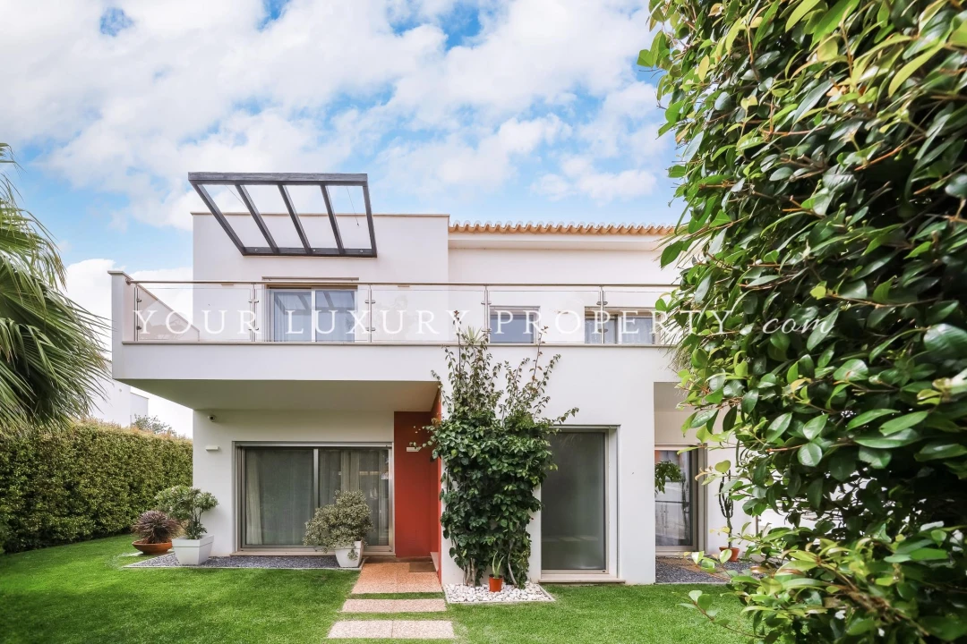 Apartamento T4 para Venda em Portimão Foto 1