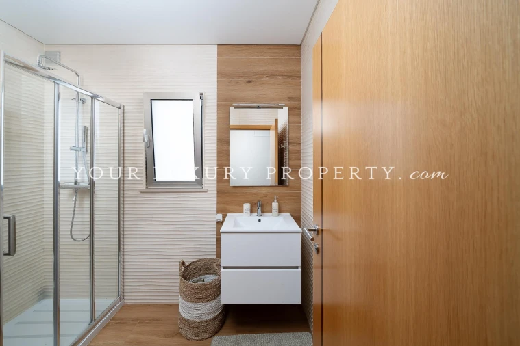 Apartamento T4 para Venda em Portimão Foto 13