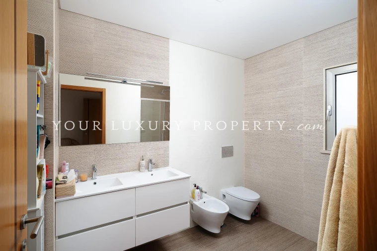 Apartamento T4 para Venda em Portimão Foto 29