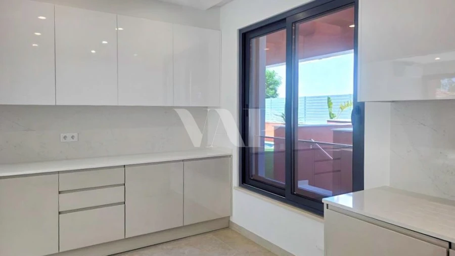 Apartamento T2 para Venda em Quarteira Foto 10