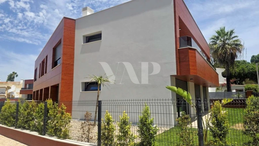 Apartamento T2 para Venda em Quarteira Foto 16