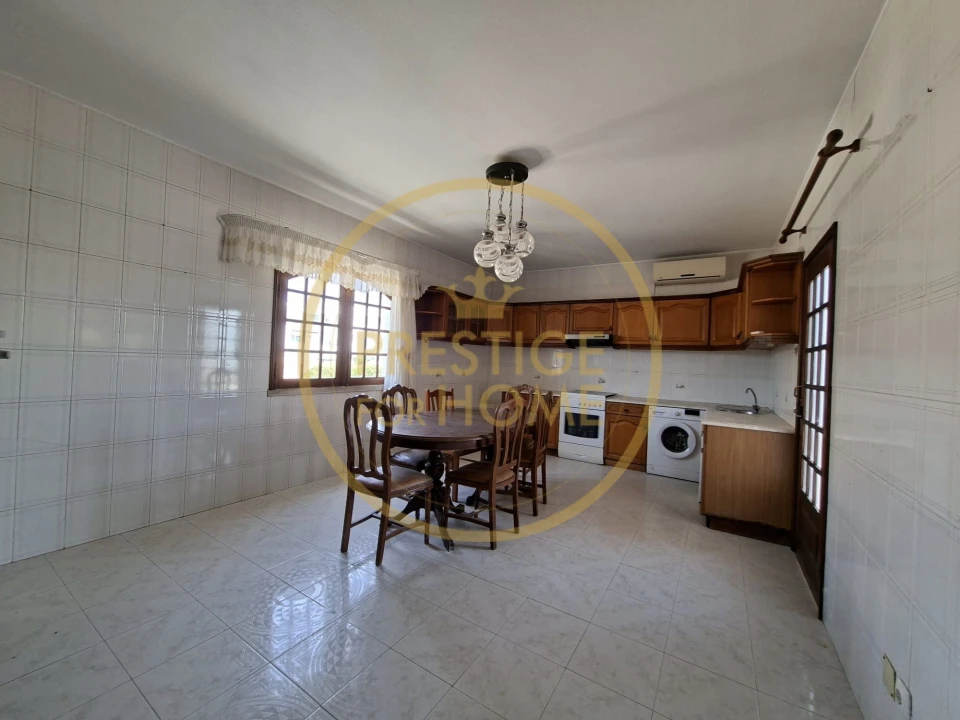 Moradia T5 para Venda em Loule (São Sebastião) Foto 38
