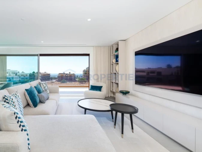 Apartamento T2 para Venda em Quarteira Foto 7